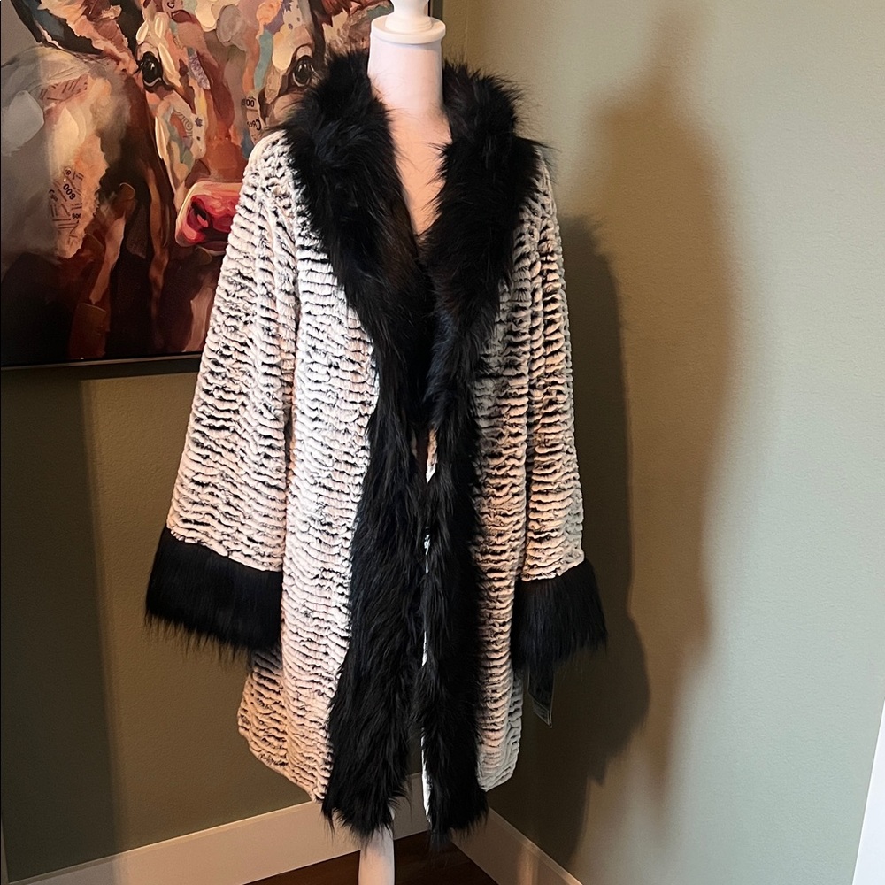 Adrienne Landau Black and Cream Faux Fur Jacket XL